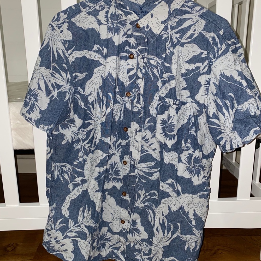 Men floral button up